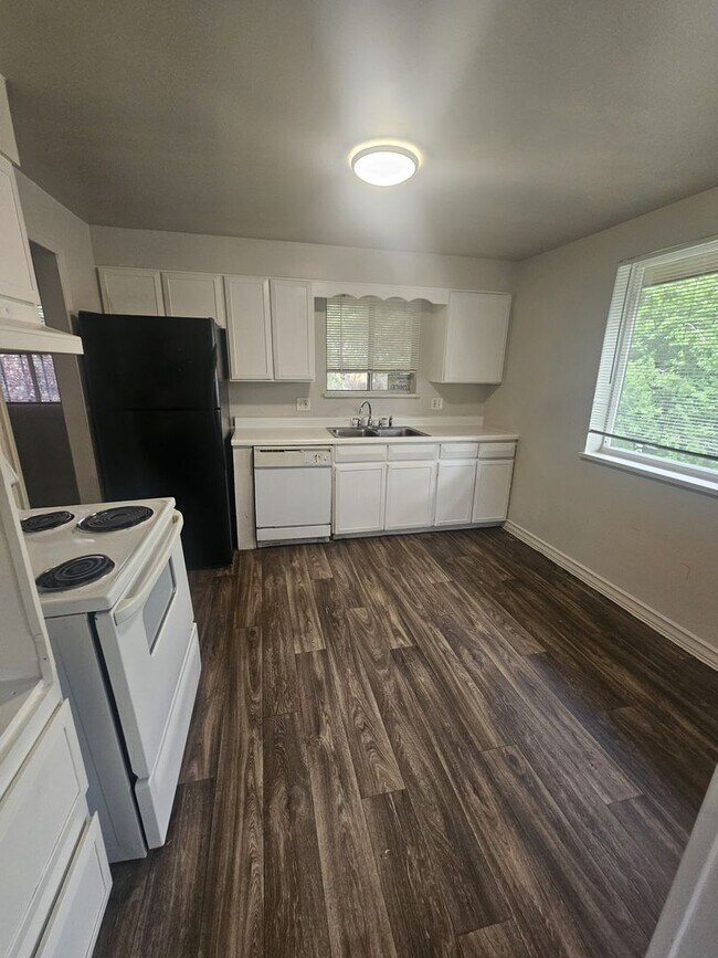 Building Photo - 13LAN257