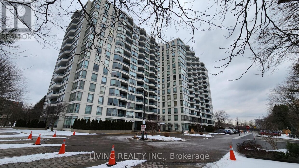 Photo principale - 4727-4727 Sheppard Ave E