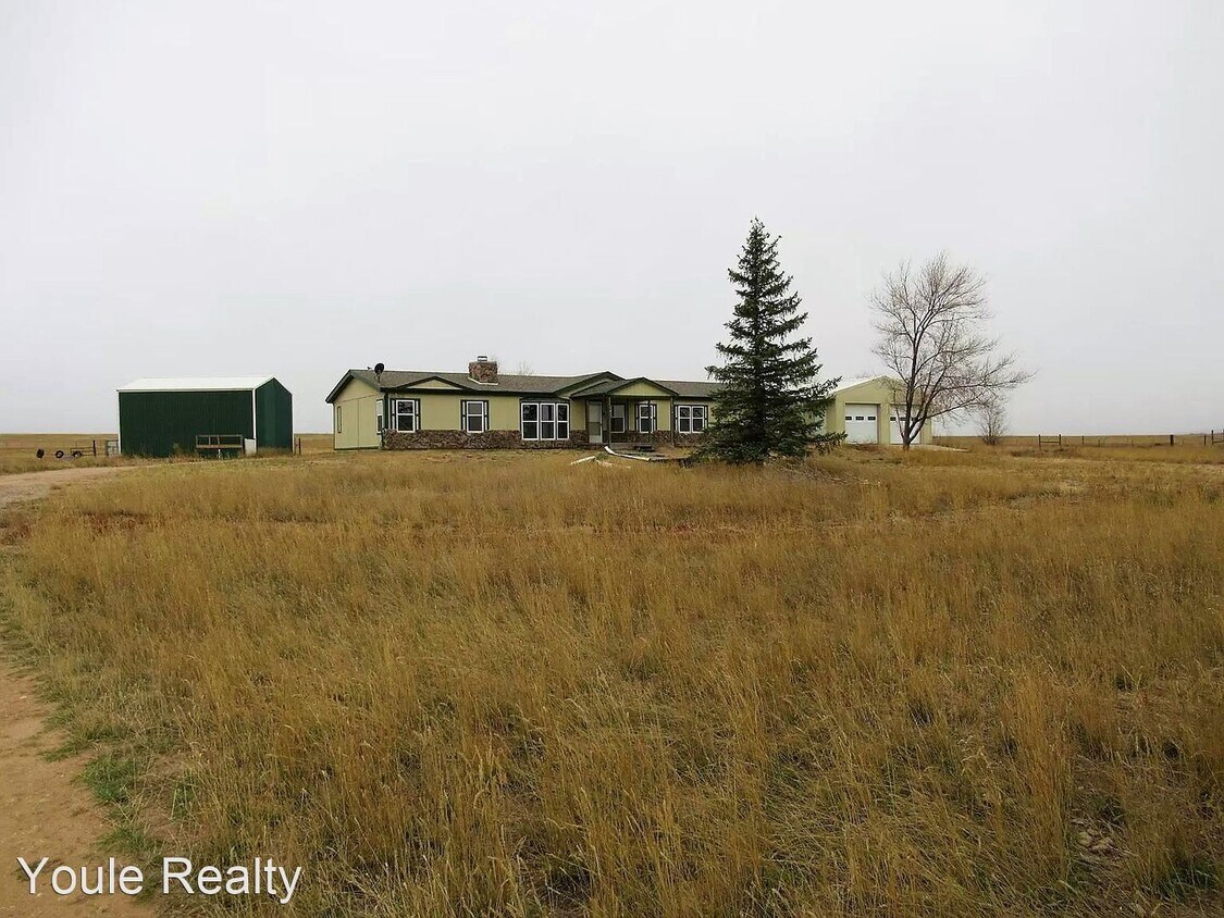Primary Photo - 4 br, 2.5 bath House - 13533 N County Road 9