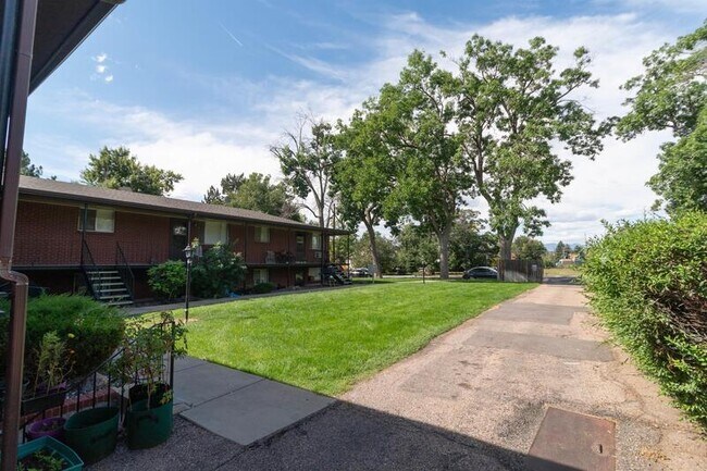 Foto del edificio - 7270 Newton St