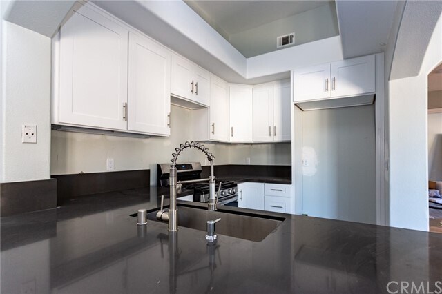 Building Photo - 137 La Mirage Cir