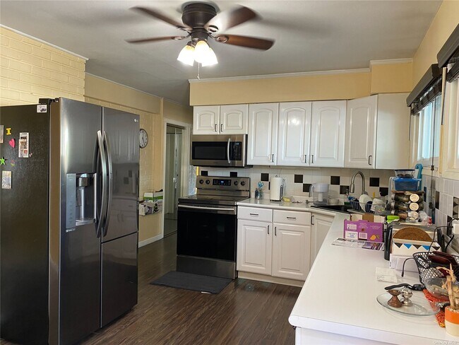 Foto del edificio - 20 Fireplace Ln