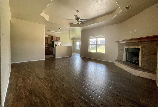 Building Photo - 5809 Turquoise Dr