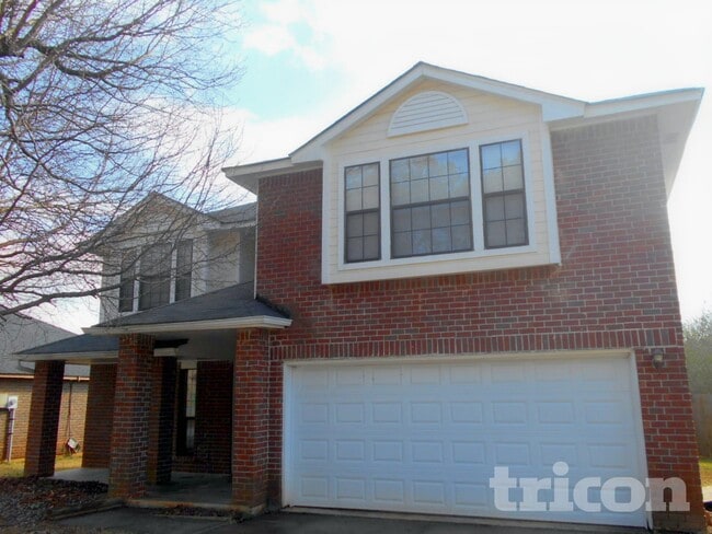 Building Photo - 820 Arbor Hill Dr