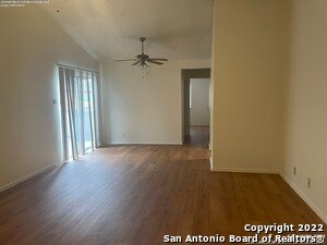 Foto del edificio - 803 Meadow Dale