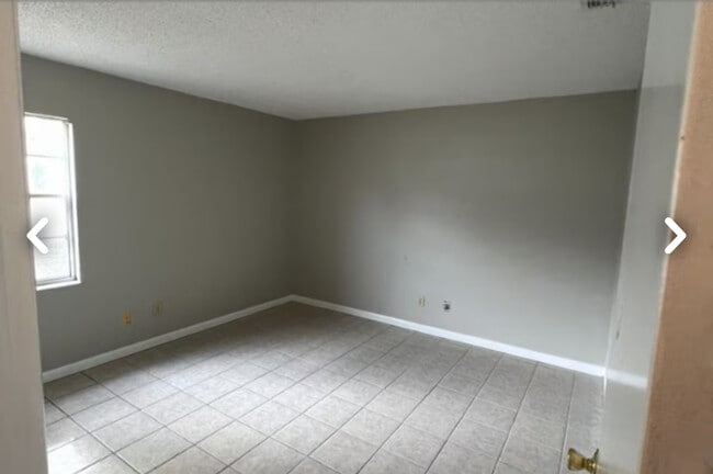 Building Photo - 1733 SW 108th Ln
