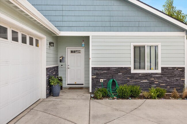 Foto del edificio - 3852 Cadence Ln