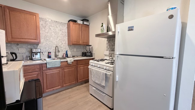 Building Photo - 4247 Cartagena Dr