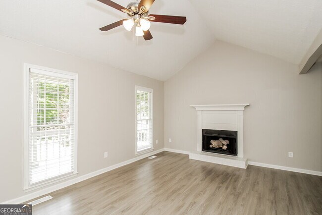 Foto del edificio - 3733 Winding Trail Ct