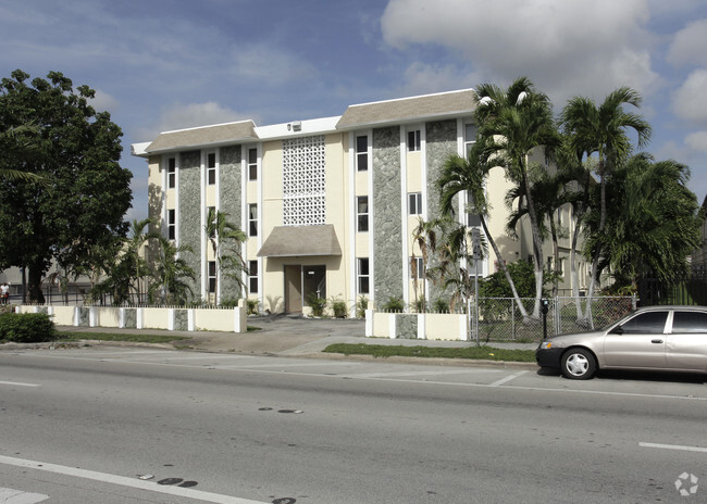 2701 SW 10th St - Apartamentos Gijon