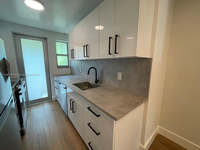 Building Photo - 3927 Garden Ave