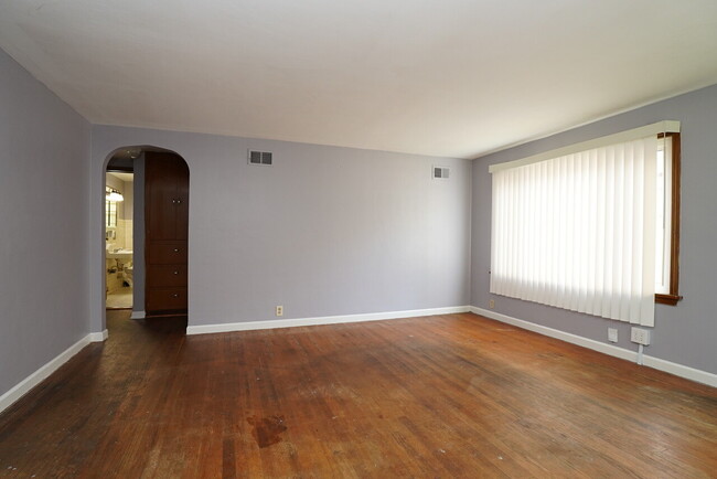 Building Photo - 1141 O'Brien