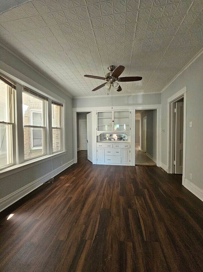Foto del edificio - 1444 N Avers Ave