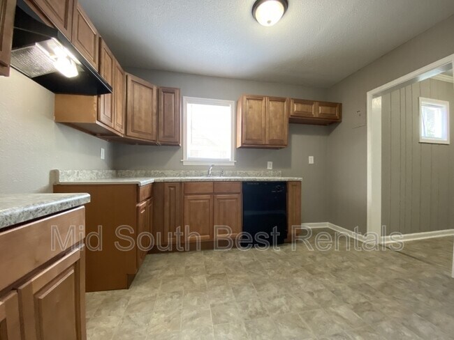 Foto del edificio - 2404 Lowell Ave