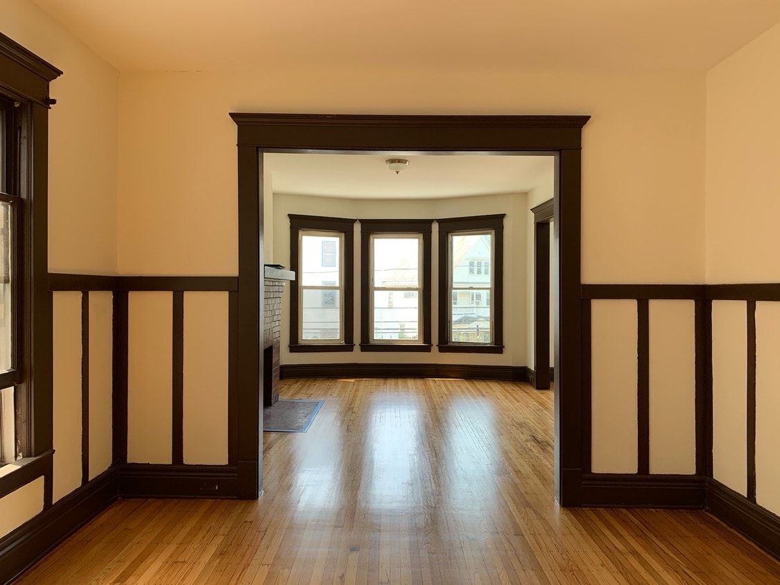 172 Albany St, Buffalo, NY 14213 Townhome Rentals in Buffalo NY