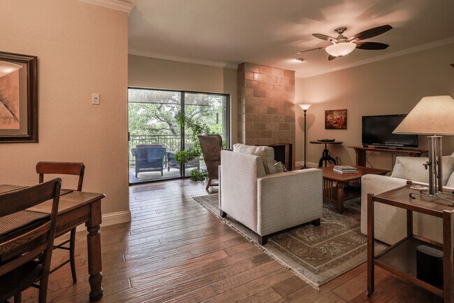 Foto del edificio - 8200 Neely Dr