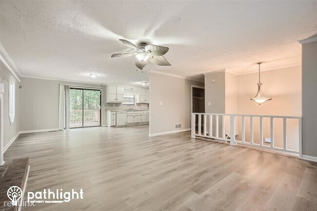 Foto del edificio - 3 br, 2.5 bath House - 3824 Tommys Ct UNIT