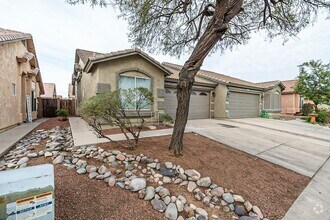 Building Photo - 6610 E University Dr