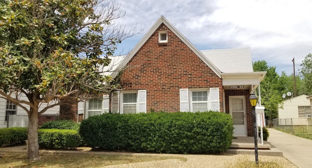 Building Photo - 2828 24th St