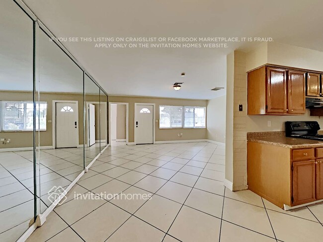 Foto del edificio - 7041 SW 27th St