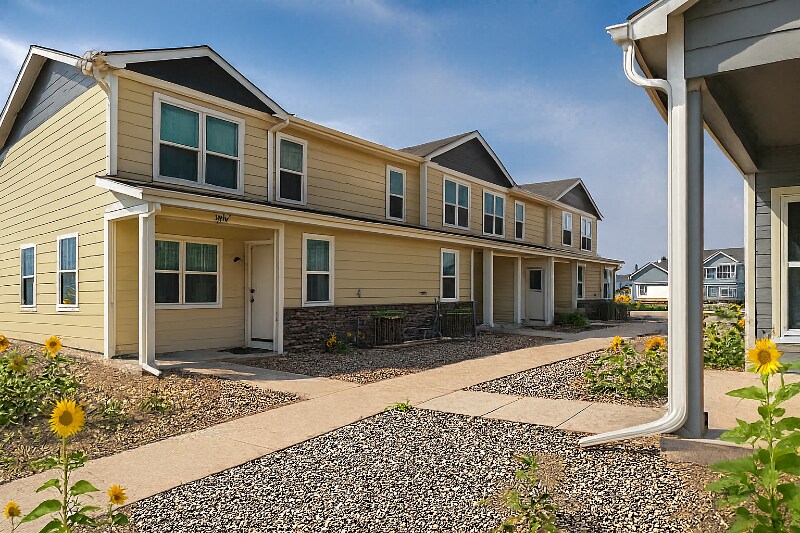 Foto principal - 362 S 4th Ct