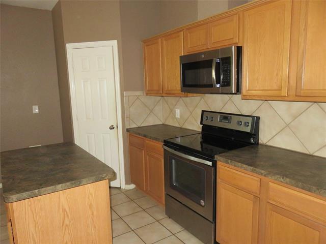 Building Photo - 5804 Mariposa Dr
