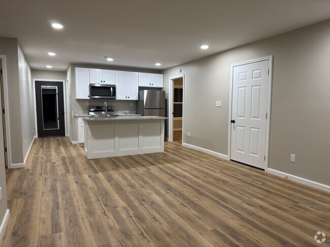 Building Photo - 211 Cedar Cir