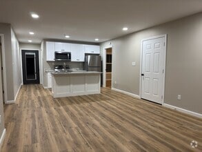 Building Photo - 211 Cedar Cir