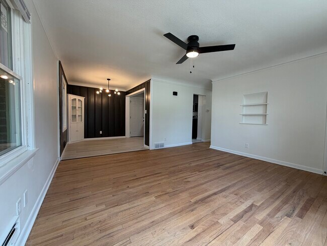 Foto del edificio - 6714 Blondo St