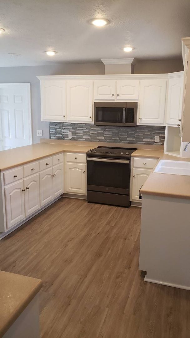 Building Photo - Large 3Bed/2Ba Brick Home in a Quiet Neighborhood Near Downtown!