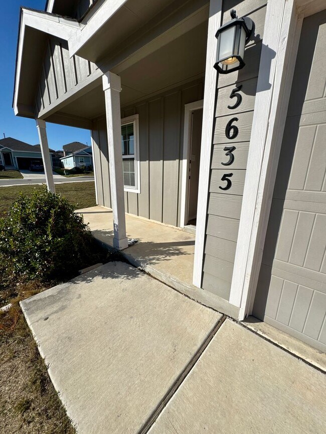 Foto del edificio - Bulverde Area - Hidden Trails Subdivision 3 beds 2 bath Home for Rent