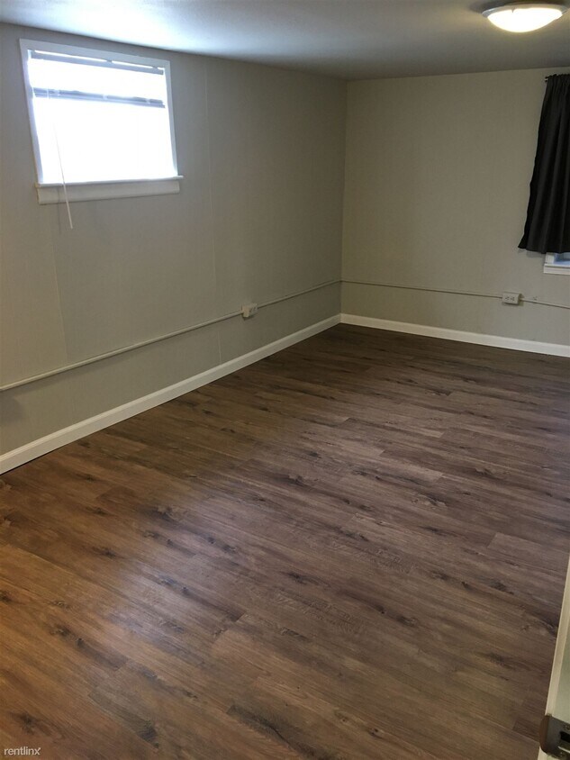 Foto del edificio - 3 br, 1 bath Duplex - 1401 South 24th Aven...