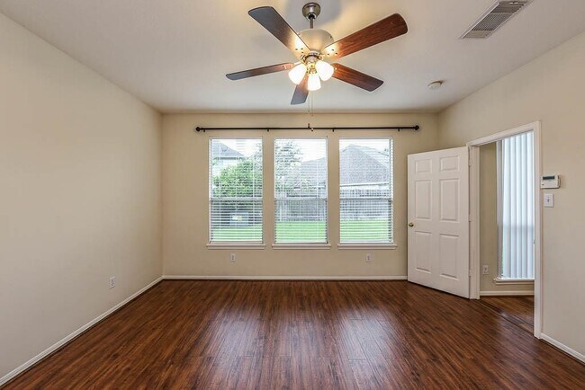 Building Photo - 4530 Casey Cir