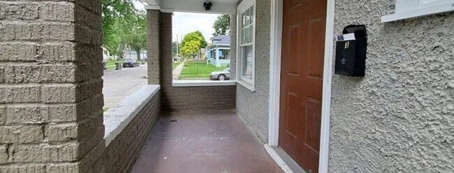 Foto del edificio - 5131 E Burgess Ave