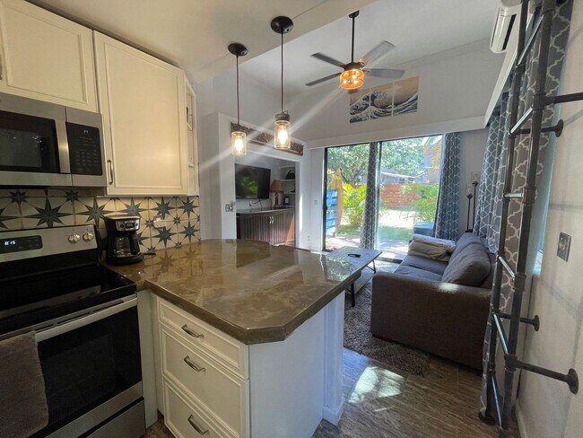 Foto del edificio - Furnished Napili One Bedroom + Loft