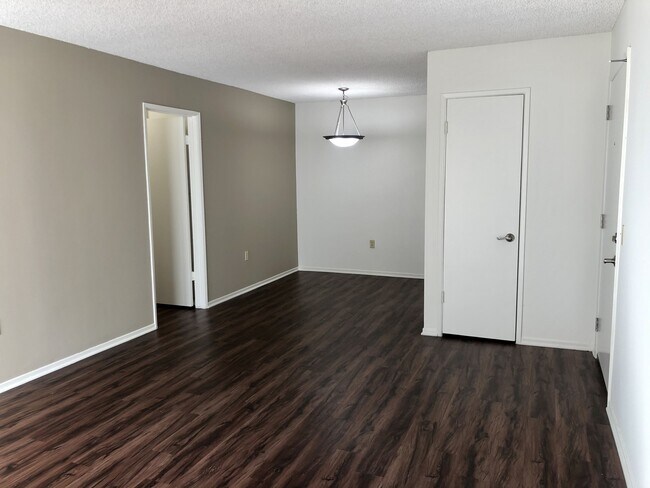 1-Bedroom - Concord Square Apartments