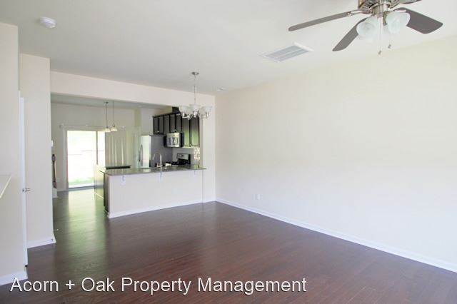 Building Photo - 2 br, 2.5 bath House - 76 Pocono Dr