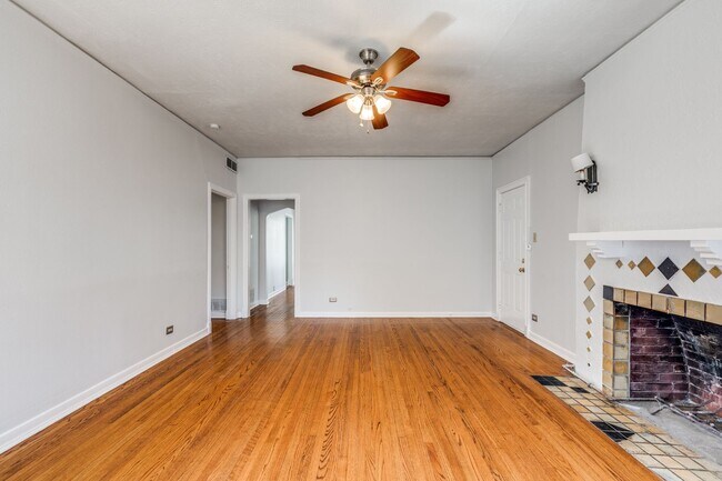 Foto del edificio - 4315 Gilbert Ave