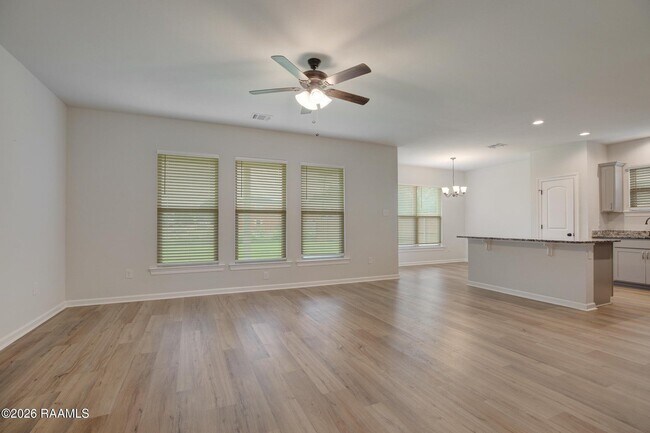 Foto del edificio - 306 Tall Meadows Ln