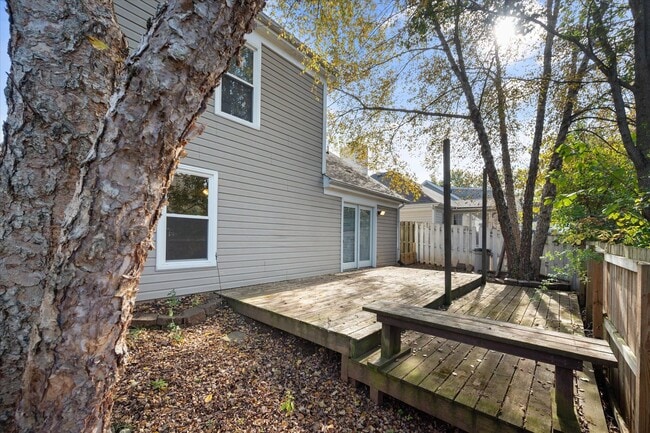 Building Photo - Beautiful 3-Bedroom Home on a Quiet Cul-de...