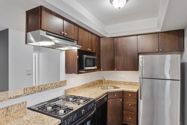 Foto del edificio - 7724 N Ashland Ave