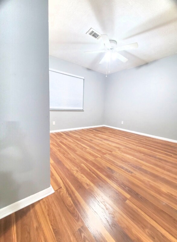 Foto del edificio - 8620 Chateau Cir