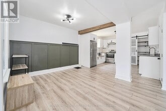 Building Photo - 314 Nassau St