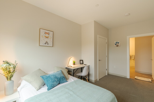 Foto del edificio - Master Room & Ensuite Bath - Brighton Resi...