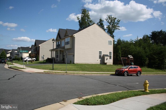 Building Photo - 15165 Santander Dr