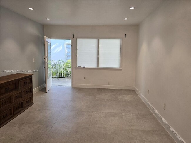 Foto del edificio - 835 Meridian Ave