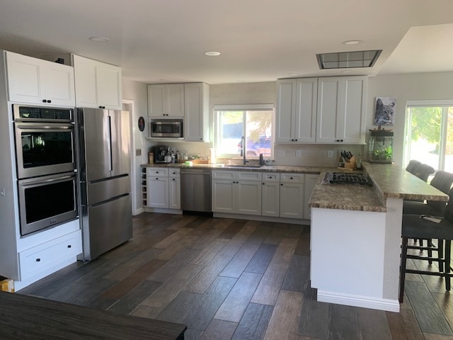 Building Photo - 4641 Cameo Dr