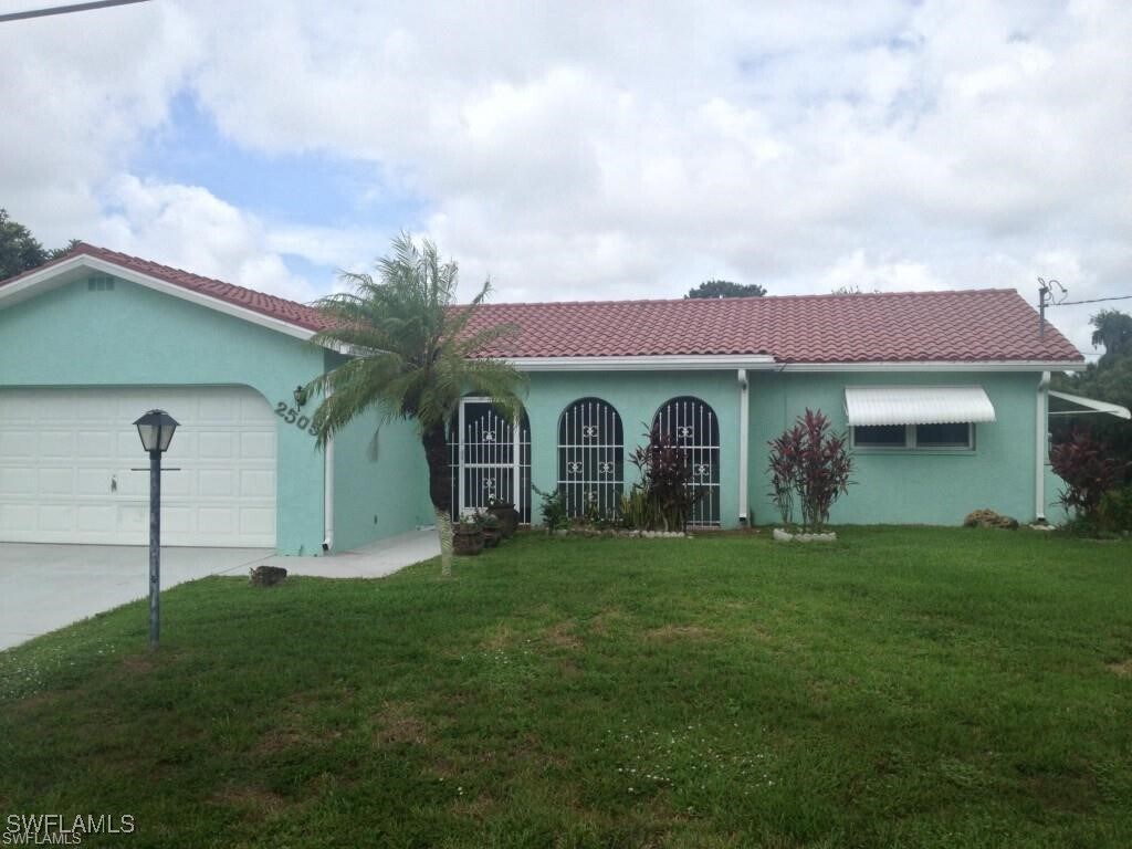 Foto principal - 2505 Lakeview Dr