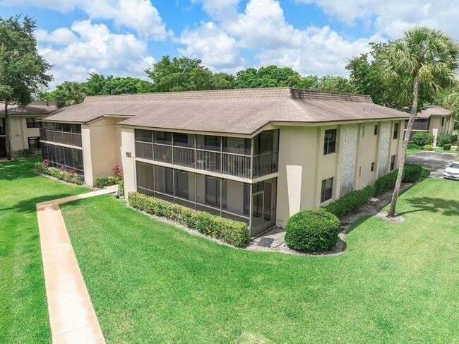 Building Photo - 123 Deer Creek Blvd