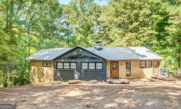Building Photo - 1019 Whippoorwill Rd